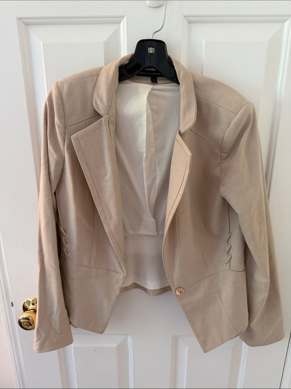 White House Black Market Sandstone Tailored Blazer